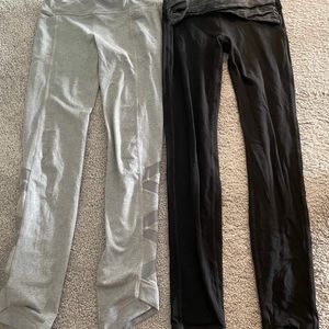 2 pairs of Althelta Girl leggings